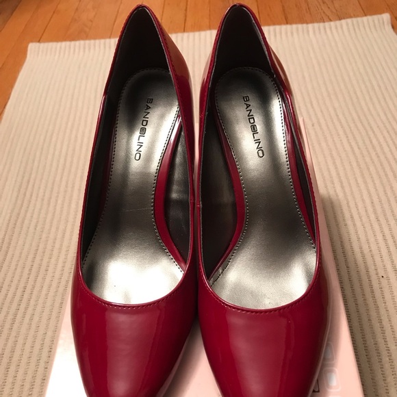 Bandolino Red Pumps - Picture 5 of 6